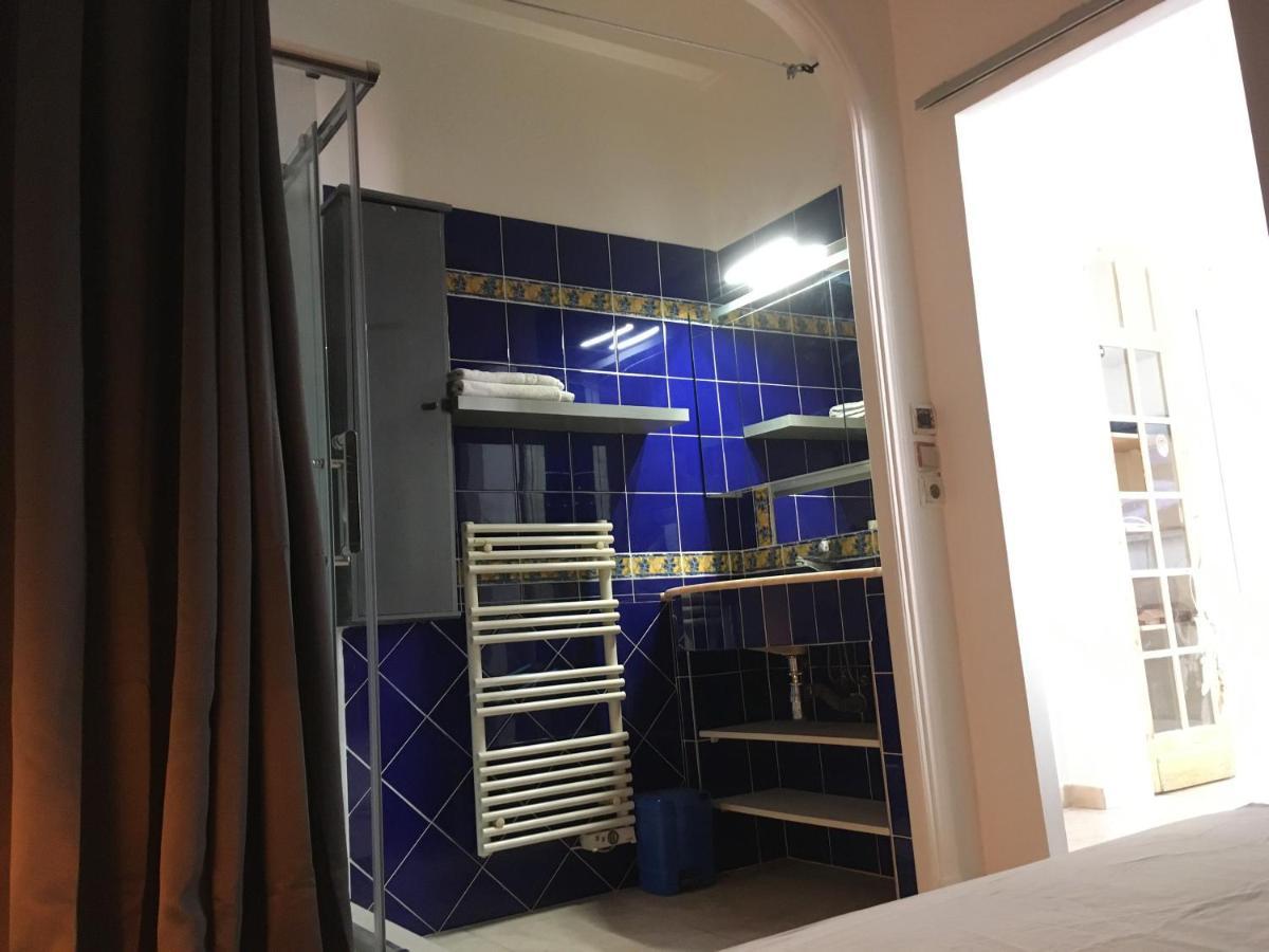 Appartement Près de la plage ensoleillé à Juan-les-Pins Extérieur photo